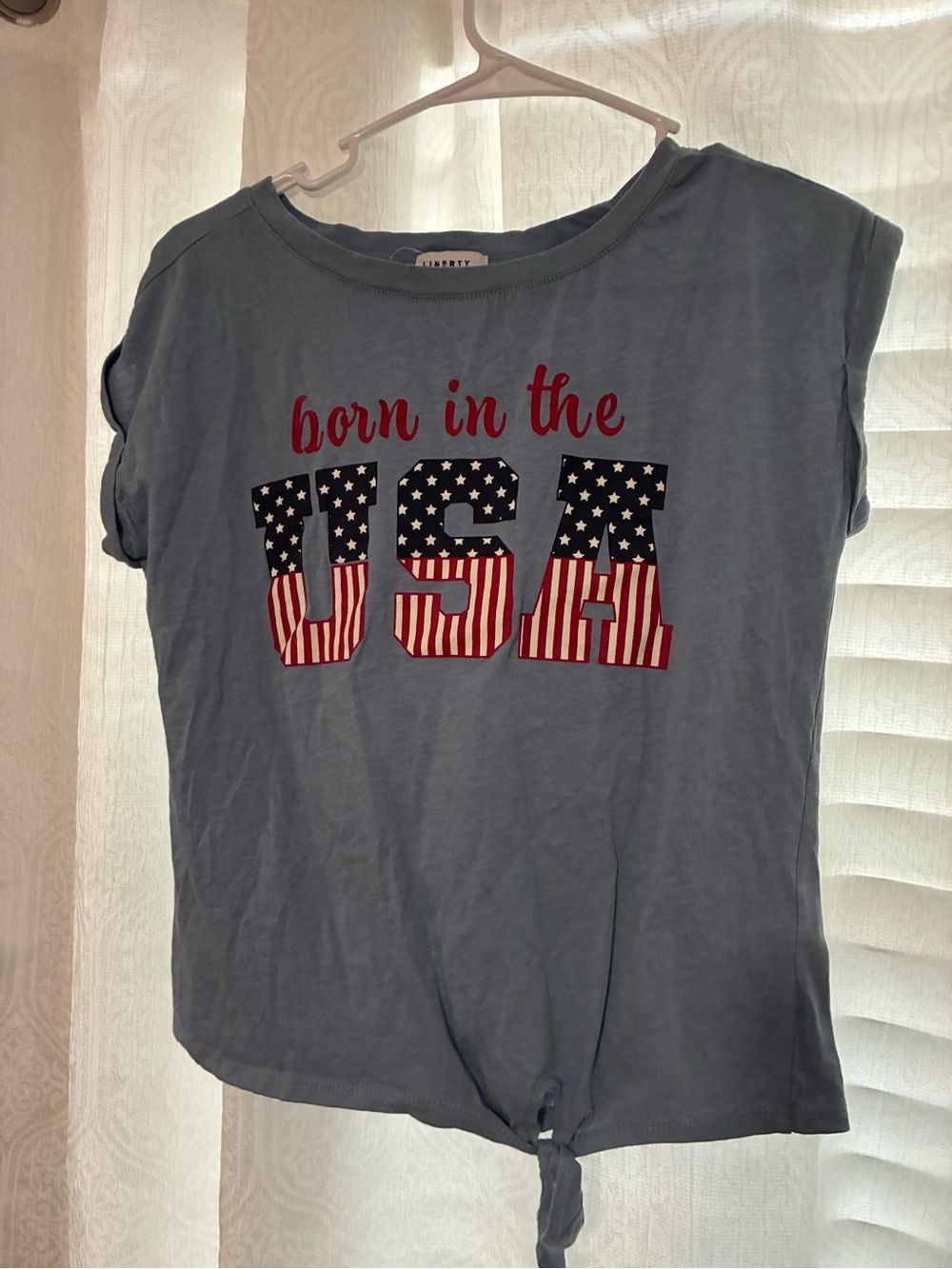 USA blue and red graphic tee